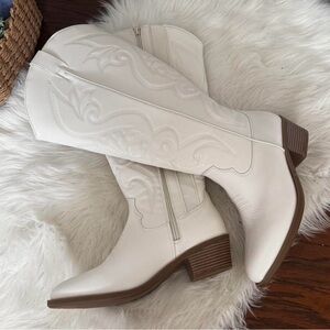 Torrid White Western Boots